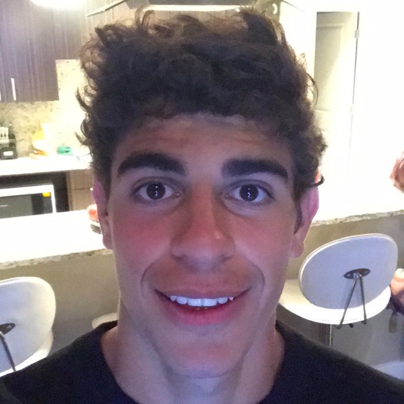 Meet your Posher, Matthew - Picture 1 of 1